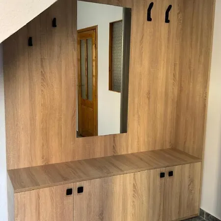 Апартаменты Ili's Apartment,