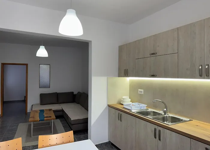 דירה Ili's Apartment, פוגרדץ